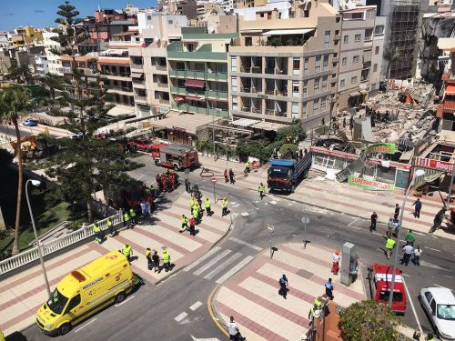 Crolla palazzo a Los Cristianos, 1 morto e 9 dispersi